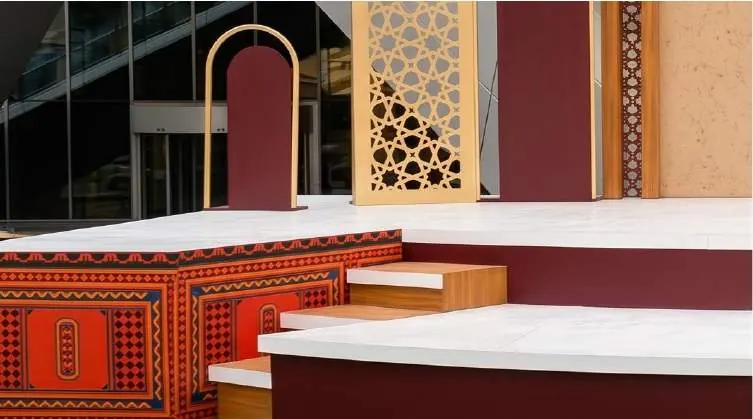 تفاصيل المسرح والتشطيبات